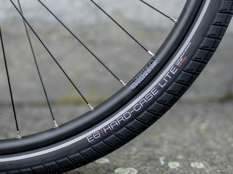 Trek District+ 4 400wh Lowstep Electric Hybrid  Bike 2022 in Red-2